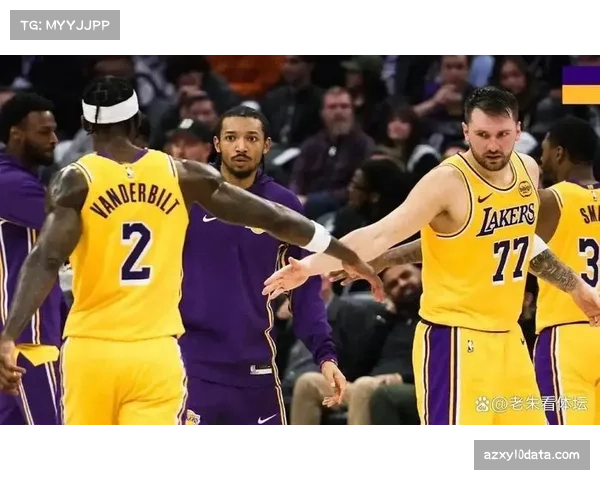 西部卡位关键战：湖人客场挑战勇士，输球一方或将掉出附加赛区